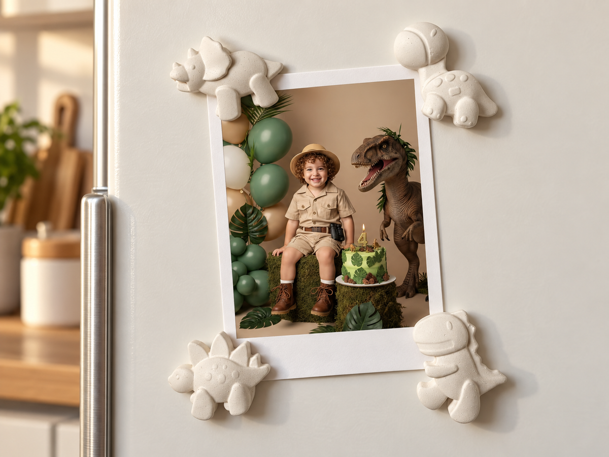 Dino Magnet Kit